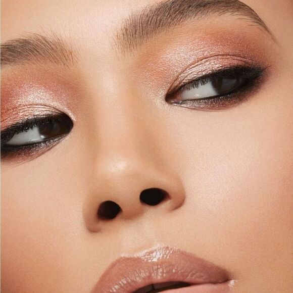 Santorini Eyeshadow Quad -neutral brown Mattes & Shimmers - Picture 6 of 10